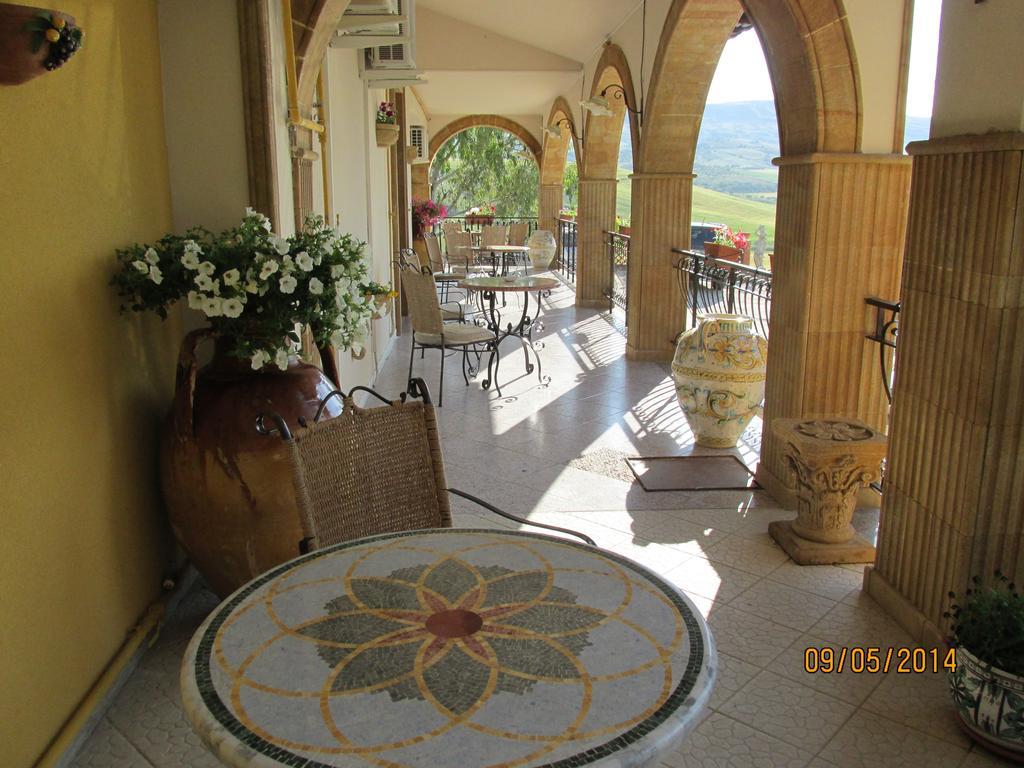 Agriturismo Reggia Saracena Agrigento Exterior foto